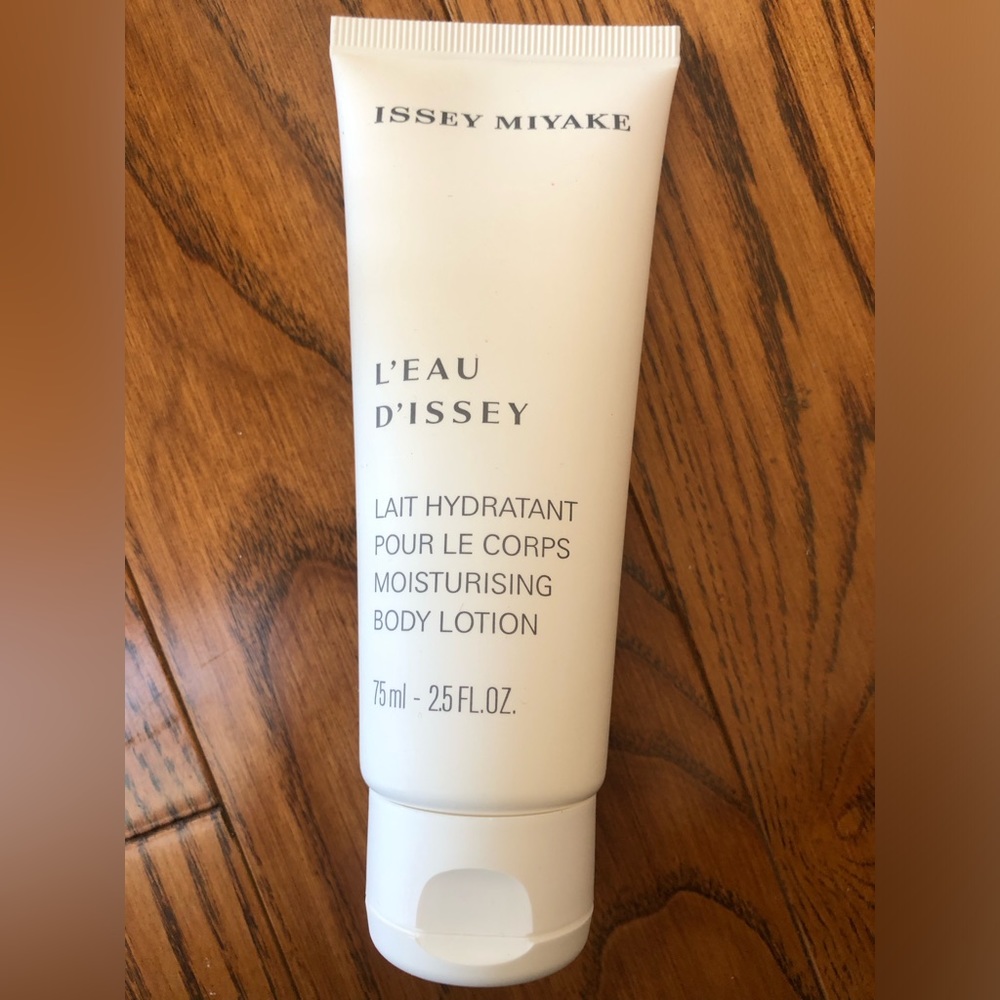 ISSEY MIYAKE Moisturizing Body Lotion 75ml